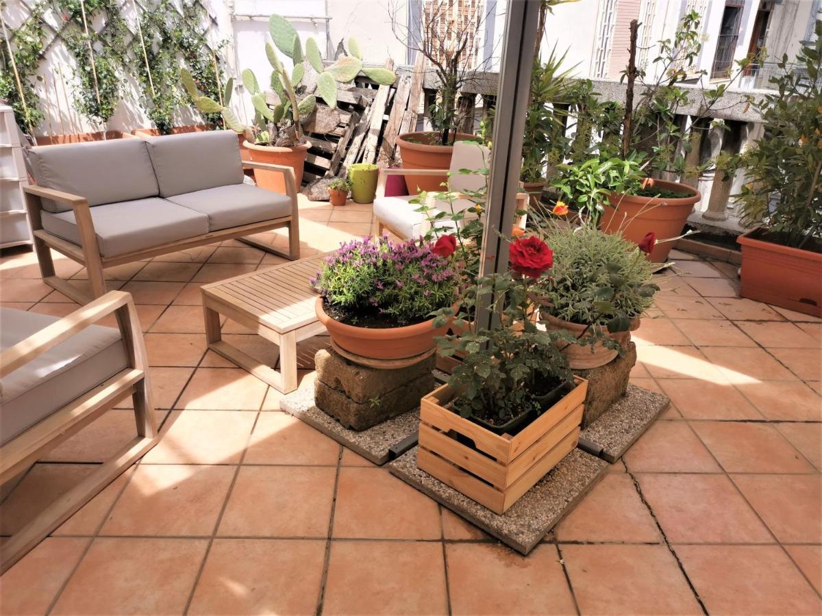 Palazzo Della Loggia B&B Naples Luaran gambar